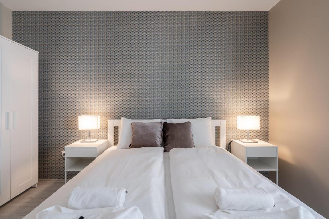 Navy Angel Apartment With Balcony Budapest Bagian luar foto