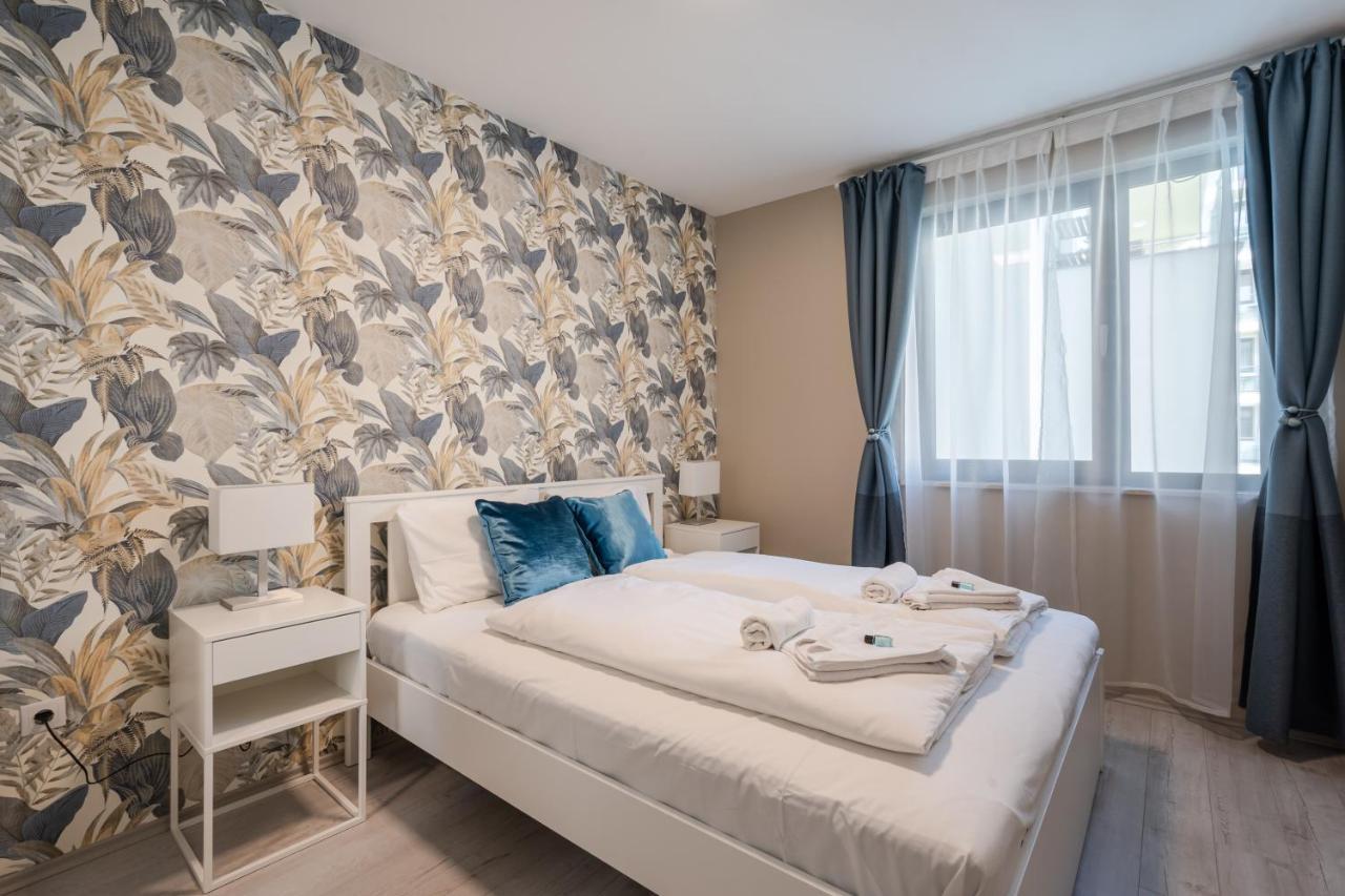 Navy Angel Apartment With Balcony Budapest Bagian luar foto